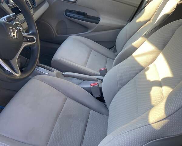 Серый Хонда Инсайт, объемом двигателя 1.34 л и пробегом 317 тыс. км за 5800 $, фото 4 на Automoto.ua