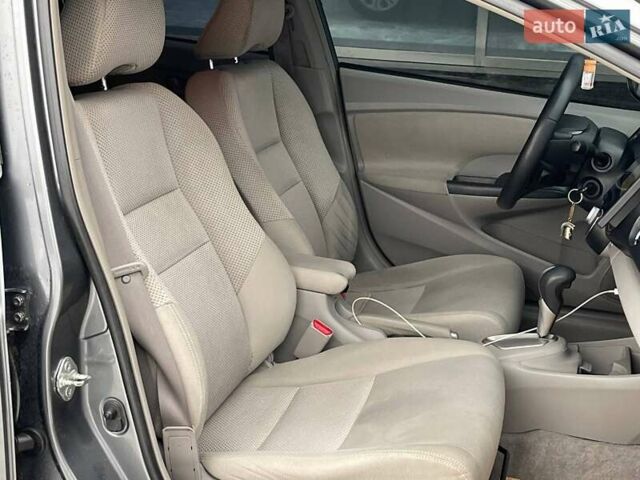 Сірий Хонда Інсайт, об'ємом двигуна 1.4 л та пробігом 289 тис. км за 6700 $, фото 11 на Automoto.ua