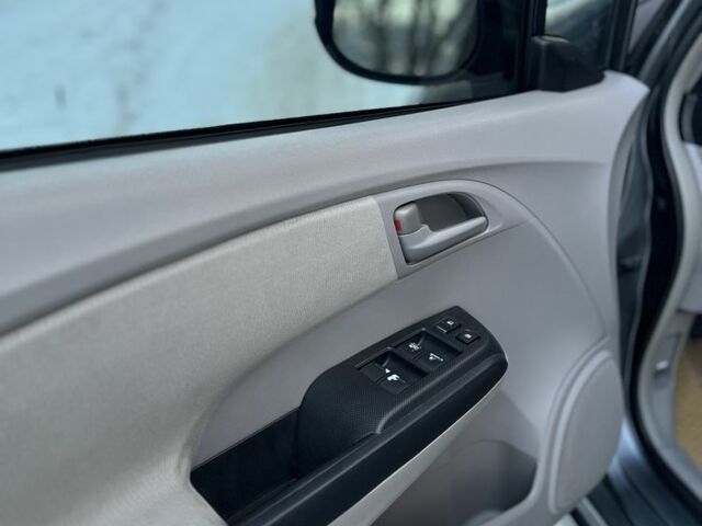 Серый Хонда Инсайт, объемом двигателя 1.3 л и пробегом 288 тыс. км за 6550 $, фото 19 на Automoto.ua