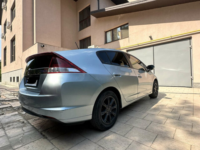 Серый Хонда Инсайт, объемом двигателя 1.3 л и пробегом 145 тыс. км за 7900 $, фото 4 на Automoto.ua