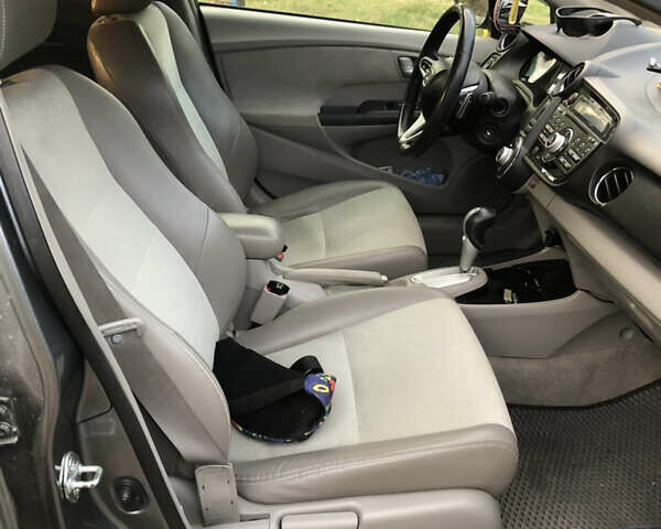 Серый Хонда Инсайт, объемом двигателя 1.34 л и пробегом 230 тыс. км за 7900 $, фото 9 на Automoto.ua