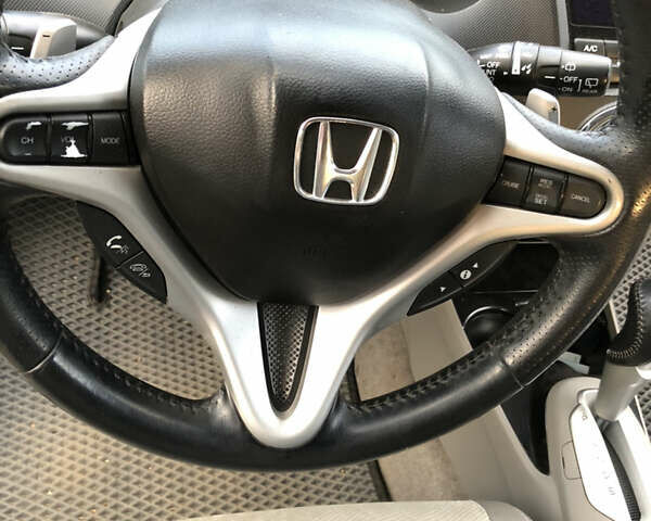 Серый Хонда Инсайт, объемом двигателя 1.34 л и пробегом 230 тыс. км за 7900 $, фото 14 на Automoto.ua