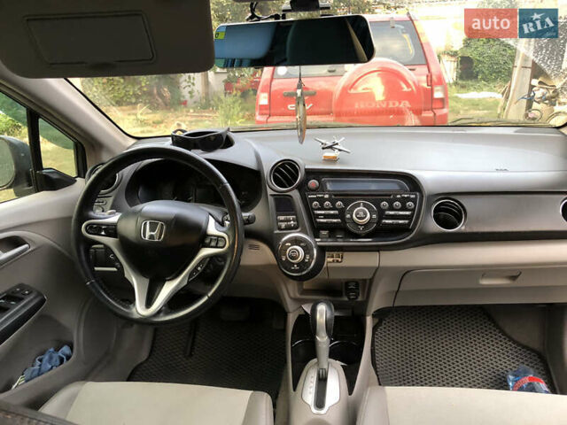 Серый Хонда Инсайт, объемом двигателя 1.34 л и пробегом 230 тыс. км за 7900 $, фото 10 на Automoto.ua
