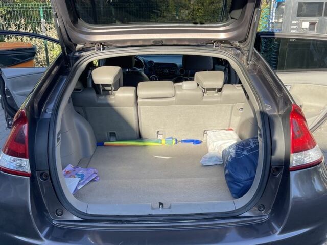 Хонда Инсайт 2012 в Одессе на Automoto.ua Серый Хонда Инсайт, объемом двигателя 1.3 л и пробегом 327 тыс. км за 5000 $, фото 3 на Automoto.ua