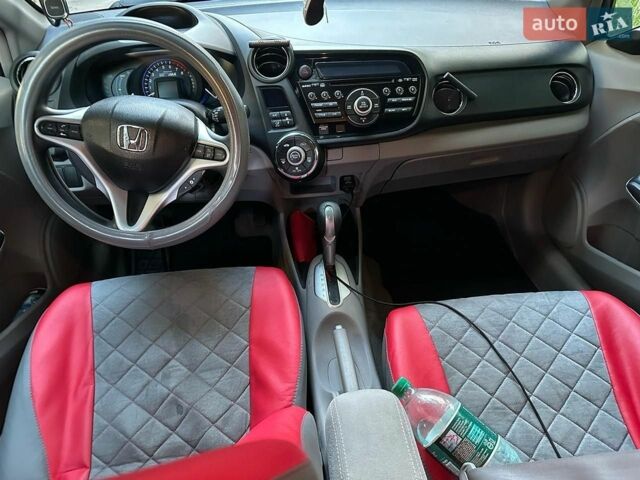 Сірий Хонда Інсайт, об'ємом двигуна 1.34 л та пробігом 175 тис. км за 8000 $, фото 23 на Automoto.ua
