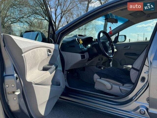 Сірий Хонда Інсайт, об'ємом двигуна 1.34 л та пробігом 168 тис. км за 7900 $, фото 18 на Automoto.ua
