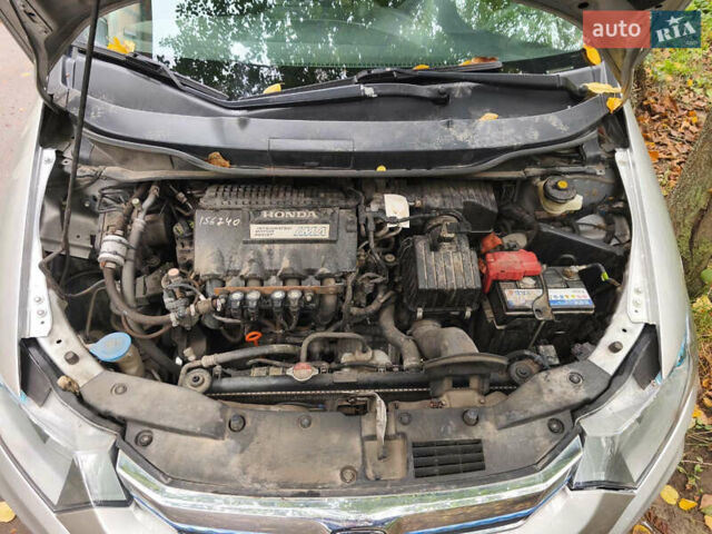 Хонда Инсайт 2013 в Виннице на Automoto.ua Серый Хонда Инсайт, объемом двигателя 1.34 л и пробегом 201 тыс. км за 6850 $, фото 10 на Automoto.ua