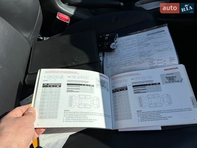 Серый Хонда Инсайт, объемом двигателя 1.3 л и пробегом 177 тыс. км за 10000 $, фото 105 на Automoto.ua