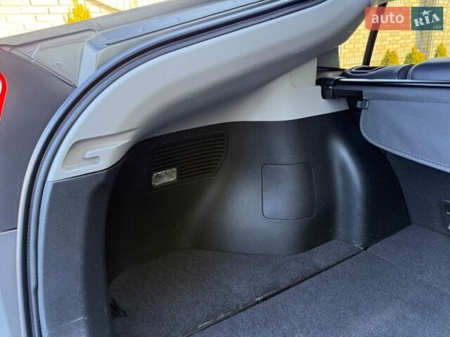 Серый Хонда Инсайт, объемом двигателя 1.3 л и пробегом 177 тыс. км за 10000 $, фото 97 на Automoto.ua