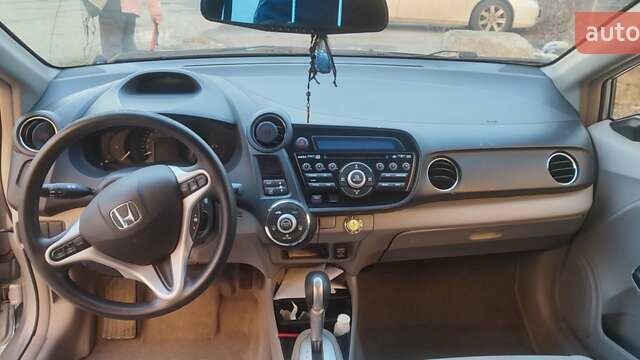 Сірий Хонда Інсайт, об'ємом двигуна 1.34 л та пробігом 88 тис. км за 10200 $, фото 16 на Automoto.ua