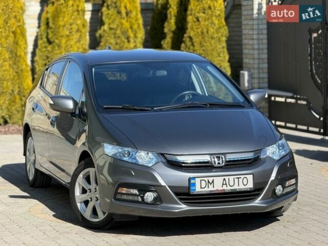 Серый Хонда Инсайт, объемом двигателя 1.3 л и пробегом 177 тыс. км за 10000 $, фото 5 на Automoto.ua