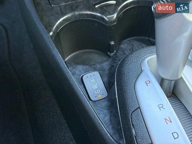 Серый Хонда Инсайт, объемом двигателя 1.3 л и пробегом 177 тыс. км за 10000 $, фото 74 на Automoto.ua