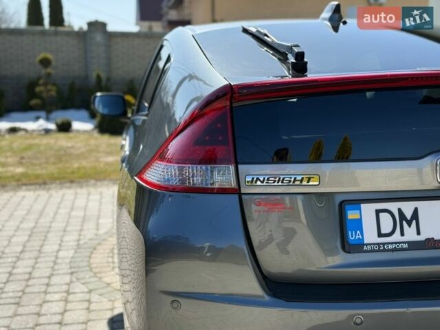 Серый Хонда Инсайт, объемом двигателя 1.3 л и пробегом 177 тыс. км за 10000 $, фото 44 на Automoto.ua
