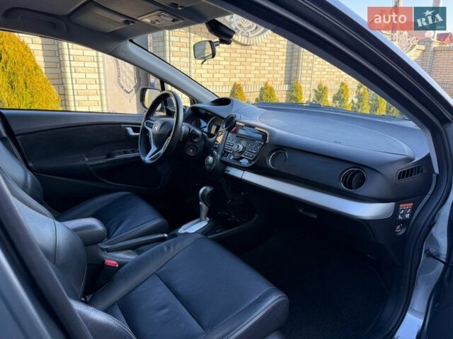 Серый Хонда Инсайт, объемом двигателя 1.3 л и пробегом 177 тыс. км за 10000 $, фото 83 на Automoto.ua