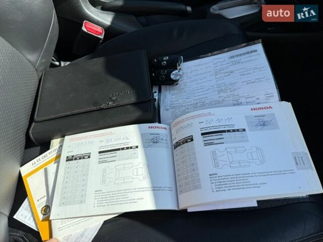 Серый Хонда Инсайт, объемом двигателя 1.3 л и пробегом 177 тыс. км за 10000 $, фото 108 на Automoto.ua