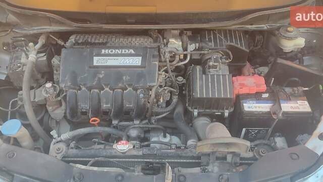Сірий Хонда Інсайт, об'ємом двигуна 1.34 л та пробігом 88 тис. км за 10200 $, фото 17 на Automoto.ua