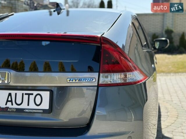 Серый Хонда Инсайт, объемом двигателя 1.3 л и пробегом 177 тыс. км за 10000 $, фото 45 на Automoto.ua