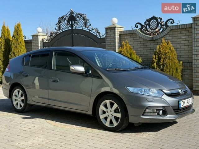 Серый Хонда Инсайт, объемом двигателя 1.3 л и пробегом 177 тыс. км за 10000 $, фото 27 на Automoto.ua