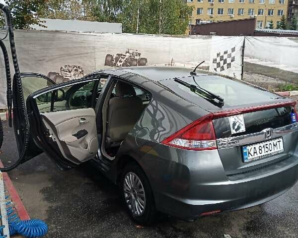 Хонда Инсайт 2014 в Киеве на Automoto.ua Серый Хонда Инсайт, объемом двигателя 1.34 л и пробегом 232 тыс. км за 8499 $, фото 4 на Automoto.ua