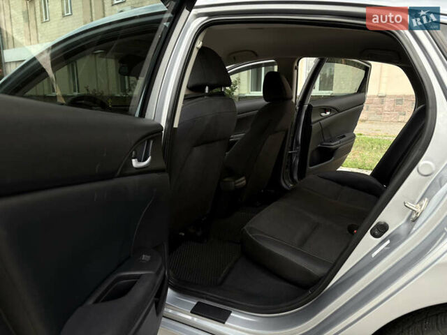 Хонда Инсайт 2018 в Полтаве на Automoto.ua Серый Хонда Инсайт, объемом двигателя 1.5 л и пробегом 90 тыс. км за 15200 $, фото 10 на Automoto.ua