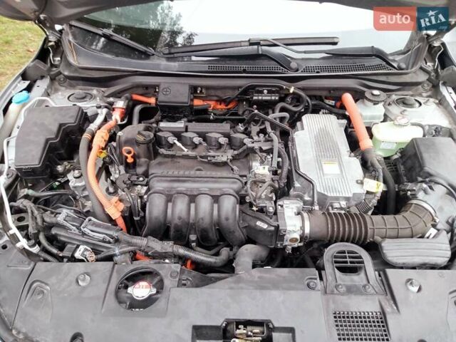 Сірий Хонда Інсайт, об'ємом двигуна 1.5 л та пробігом 79 тис. км за 18600 $, фото 10 на Automoto.ua