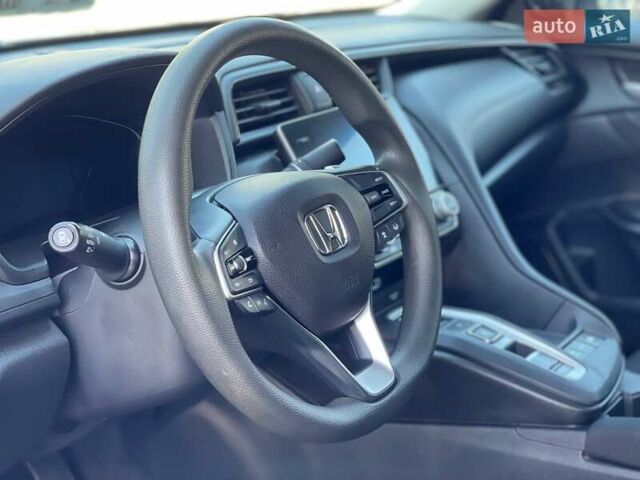 Сірий Хонда Інсайт, об'ємом двигуна 1.5 л та пробігом 113 тис. км за 17900 $, фото 15 на Automoto.ua