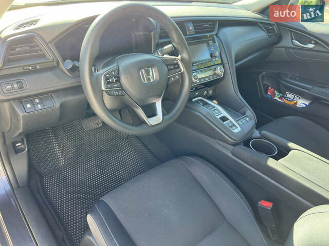 Серый Хонда Инсайт, объемом двигателя 1.5 л и пробегом 70 тыс. км за 18300 $, фото 11 на Automoto.ua
