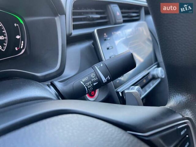 Сірий Хонда Інсайт, об'ємом двигуна 1.5 л та пробігом 113 тис. км за 17900 $, фото 29 на Automoto.ua