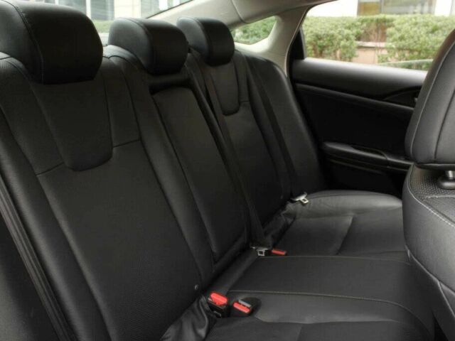 Серый Хонда Инсайт, объемом двигателя 1.5 л и пробегом 37 тыс. км за 6000 $, фото 10 на Automoto.ua