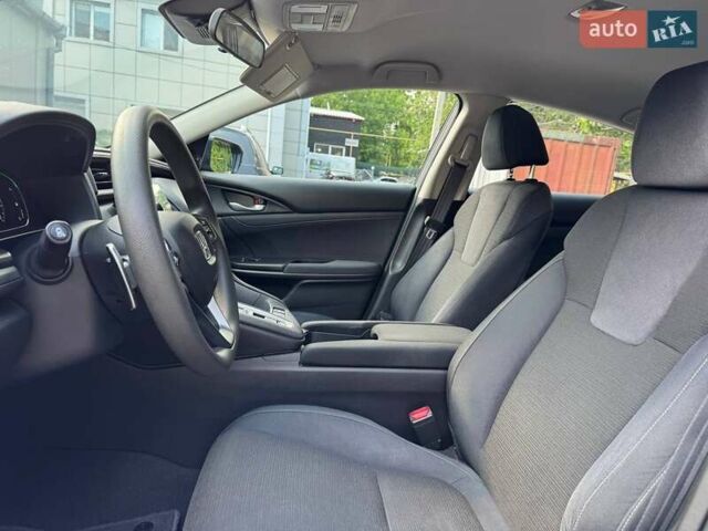 Сірий Хонда Інсайт, об'ємом двигуна 1.5 л та пробігом 113 тис. км за 15900 $, фото 11 на Automoto.ua