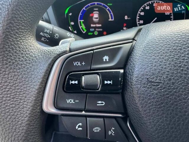 Сірий Хонда Інсайт, об'ємом двигуна 1.5 л та пробігом 113 тис. км за 15900 $, фото 17 на Automoto.ua