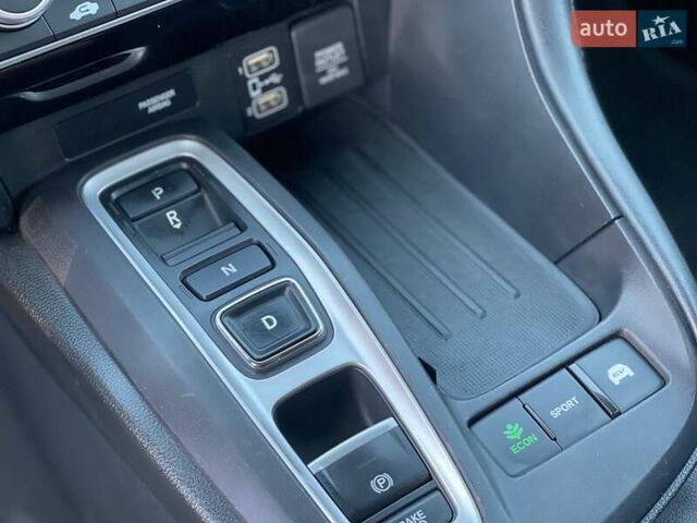 Сірий Хонда Інсайт, об'ємом двигуна 1.5 л та пробігом 113 тис. км за 17900 $, фото 25 на Automoto.ua