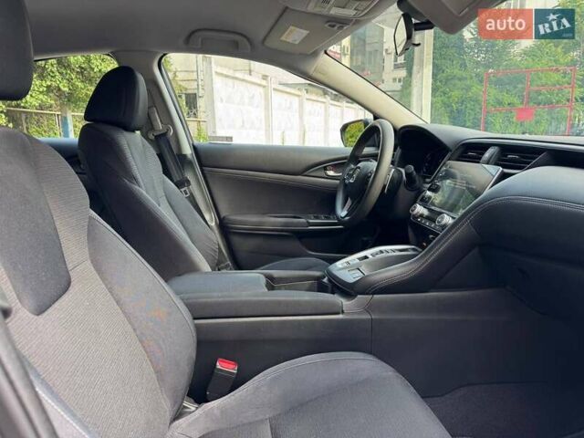 Сірий Хонда Інсайт, об'ємом двигуна 1.5 л та пробігом 113 тис. км за 15900 $, фото 8 на Automoto.ua