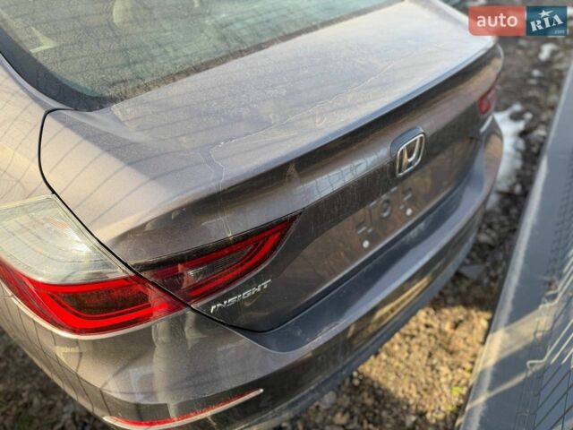 Сірий Хонда Інсайт, об'ємом двигуна 1.5 л та пробігом 129 тис. км за 10500 $, фото 2 на Automoto.ua
