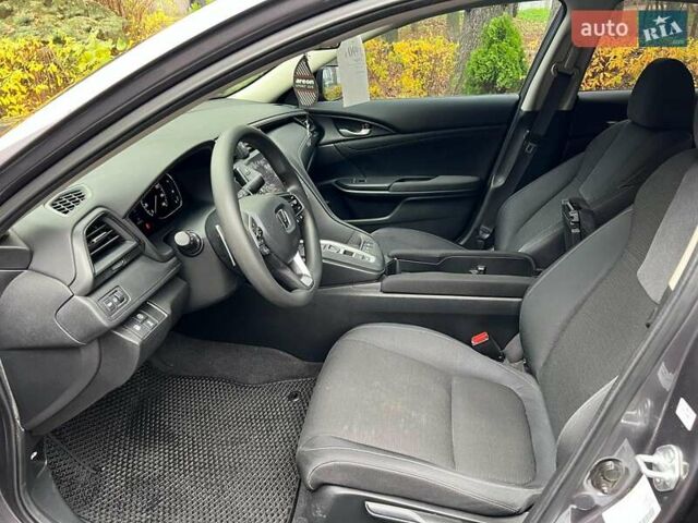 Серый Хонда Инсайт, объемом двигателя 1.5 л и пробегом 90 тыс. км за 20990 $, фото 10 на Automoto.ua