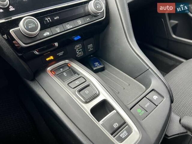 Серый Хонда Инсайт, объемом двигателя 1.5 л и пробегом 90 тыс. км за 20990 $, фото 14 на Automoto.ua