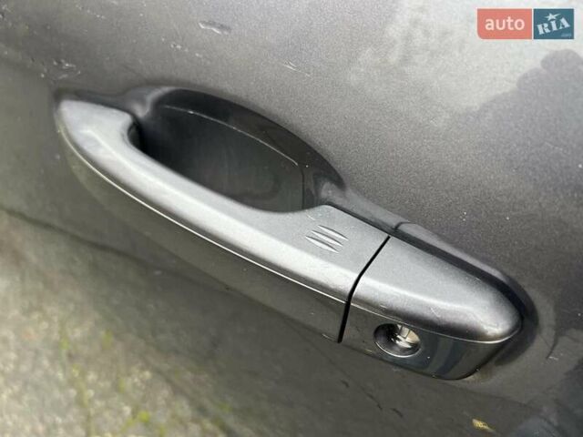 Серый Хонда Инсайт, объемом двигателя 1.5 л и пробегом 90 тыс. км за 20990 $, фото 8 на Automoto.ua