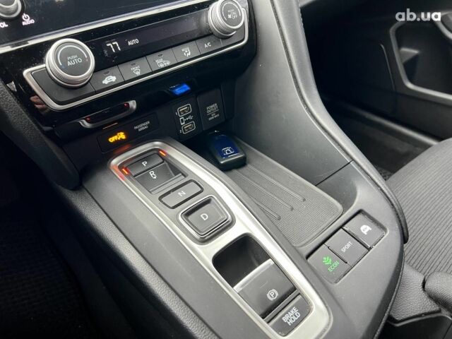 Серый Хонда Инсайт, объемом двигателя 1.5 л и пробегом 90 тыс. км за 20990 $, фото 14 на Automoto.ua