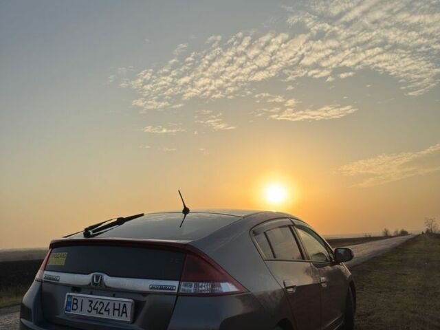 Серый Хонда Инсайт, объемом двигателя 1.3 л и пробегом 243 тыс. км за 7900 $, фото 6 на Automoto.ua