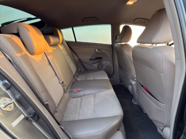 Серый Хонда Инсайт, объемом двигателя 1.3 л и пробегом 243 тыс. км за 7900 $, фото 5 на Automoto.ua