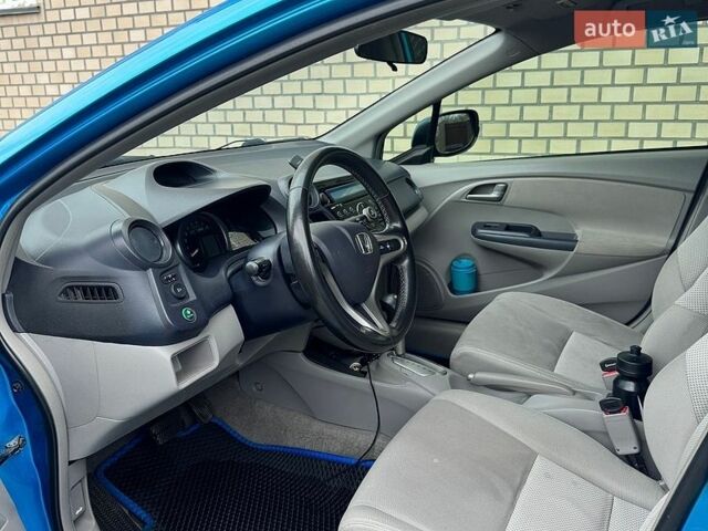 Синий Хонда Инсайт, объемом двигателя 1.34 л и пробегом 203 тыс. км за 6900 $, фото 11 на Automoto.ua