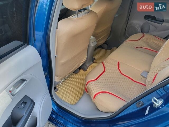 Синий Хонда Инсайт, объемом двигателя 1.3 л и пробегом 122 тыс. км за 8500 $, фото 5 на Automoto.ua