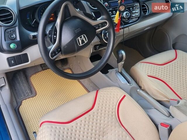 Синий Хонда Инсайт, объемом двигателя 1.3 л и пробегом 122 тыс. км за 8500 $, фото 4 на Automoto.ua