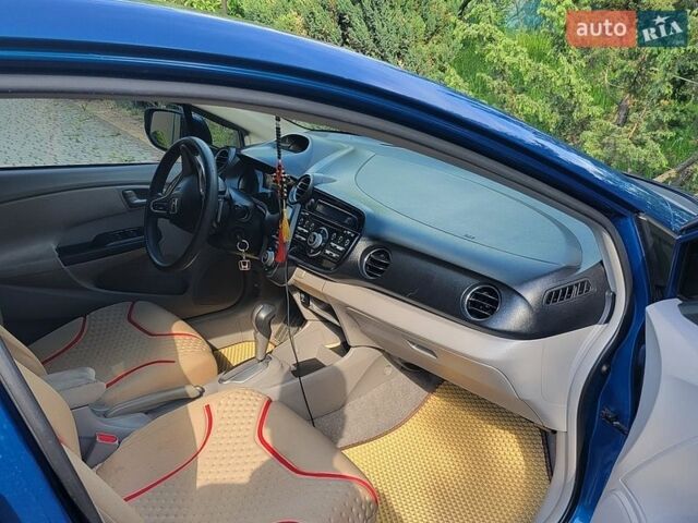 Синий Хонда Инсайт, объемом двигателя 1.3 л и пробегом 122 тыс. км за 8500 $, фото 10 на Automoto.ua