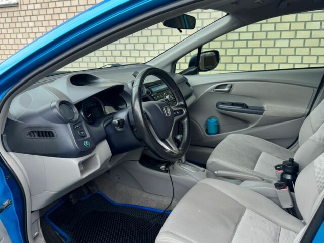 Синий Хонда Инсайт, объемом двигателя 1.3 л и пробегом 203 тыс. км за 7200 $, фото 9 на Automoto.ua