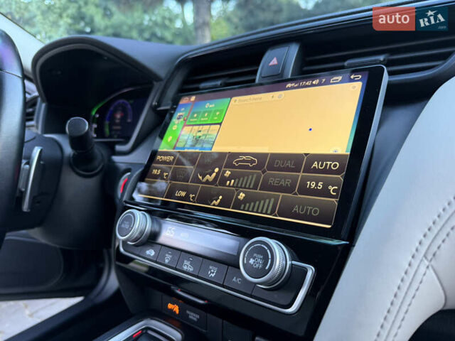 Синий Хонда Инсайт, объемом двигателя 1.5 л и пробегом 122 тыс. км за 15999 $, фото 96 на Automoto.ua