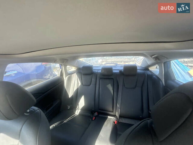 Синий Хонда Инсайт, объемом двигателя 1.5 л и пробегом 135 тыс. км за 15900 $, фото 14 на Automoto.ua