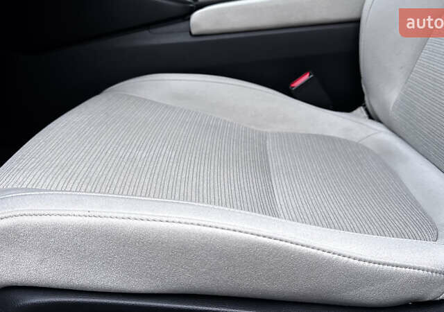 Синий Хонда Инсайт, объемом двигателя 1.5 л и пробегом 214 тыс. км за 14500 $, фото 27 на Automoto.ua