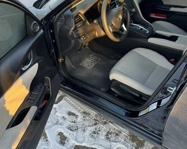 Синий Хонда Инсайт, объемом двигателя 1.5 л и пробегом 75 тыс. км за 17900 $, фото 13 на Automoto.ua