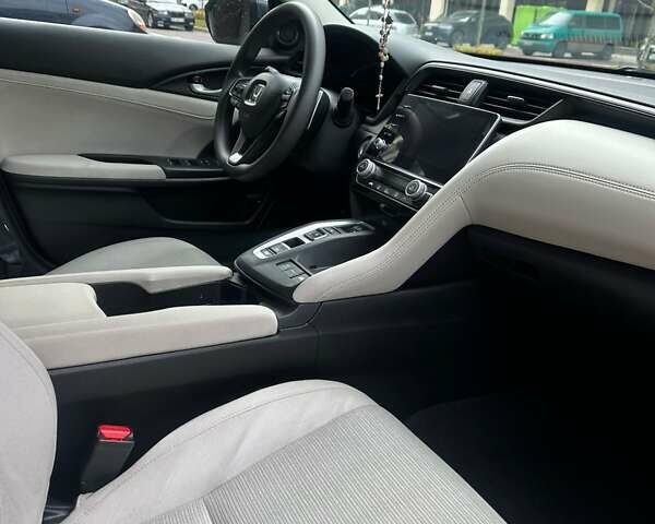 Синий Хонда Инсайт, объемом двигателя 1.5 л и пробегом 104 тыс. км за 20500 $, фото 9 на Automoto.ua